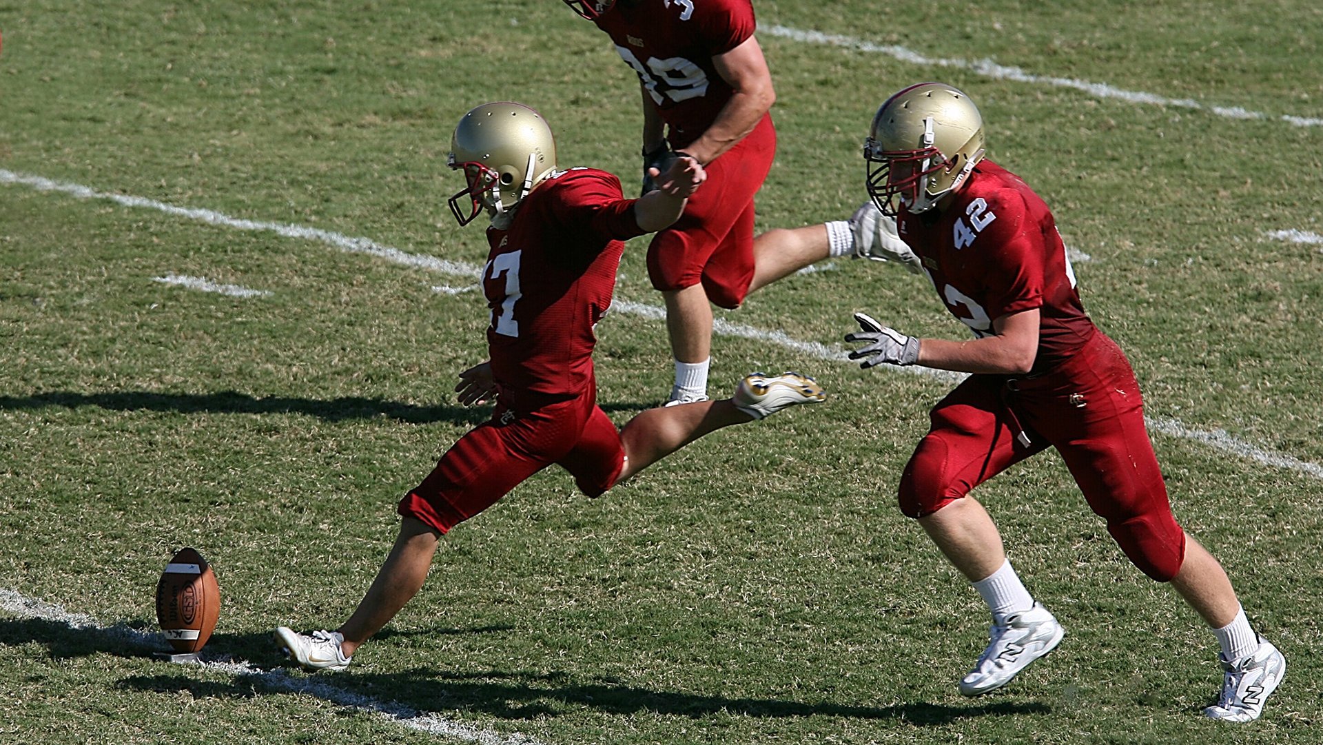 开云在线直播-德甲球队构建战术模拟平台提升临场决策能力，德甲球队构建战术模拟平台提升临场决策能力